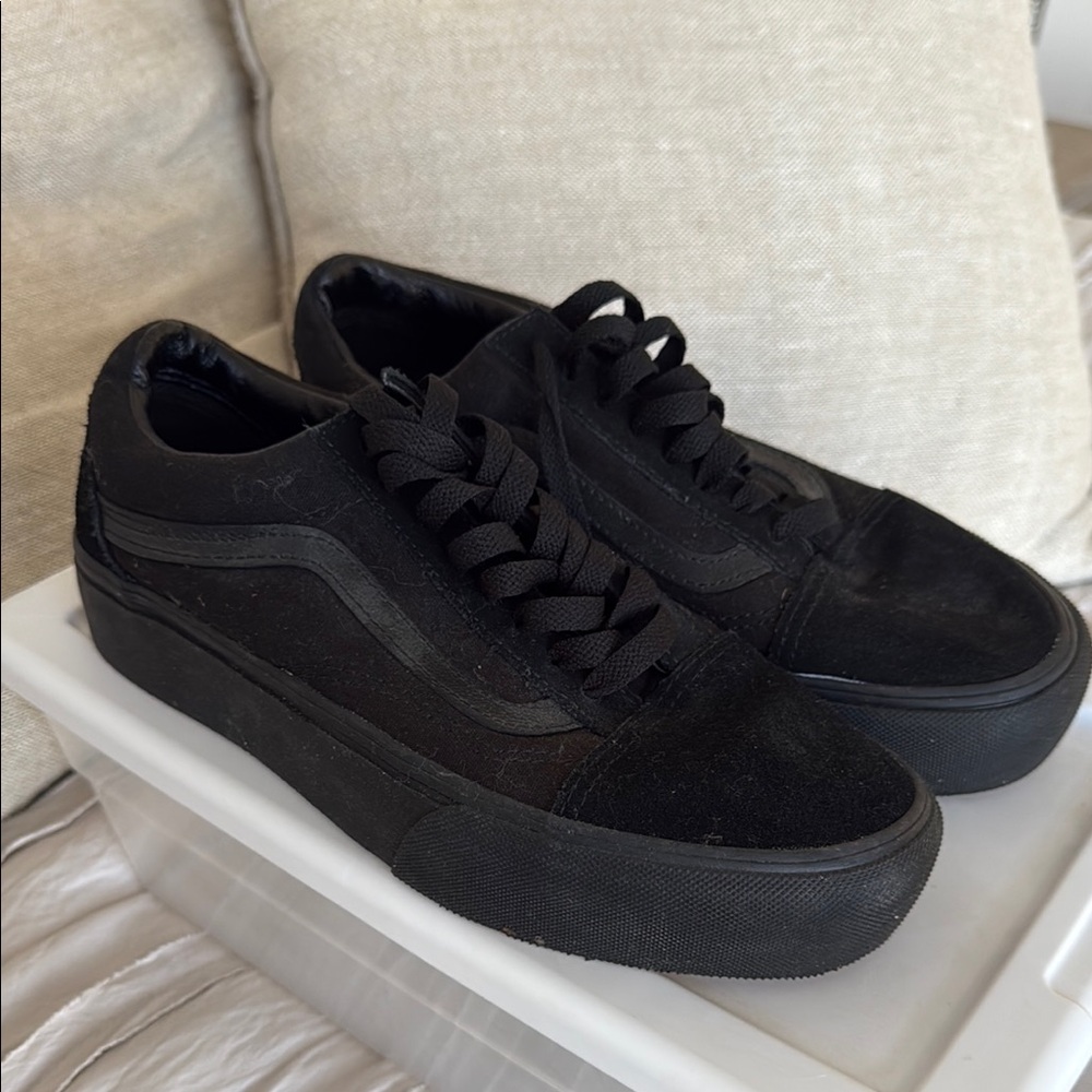 Vans Women's Platform Black Sneakers